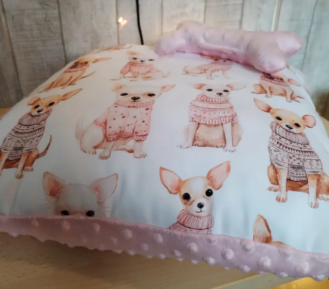 Coussin_Chihuahua_moelleux_et_doux___Tissu_Chihuahua_et_Nonosse_rose_-2_Etsy_Fran